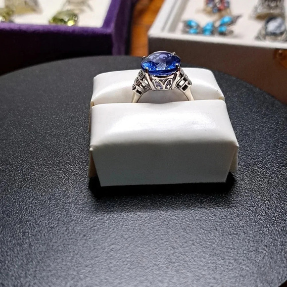 Color Change Fluorite & White Zircon Ring. - Picture 7 of 10